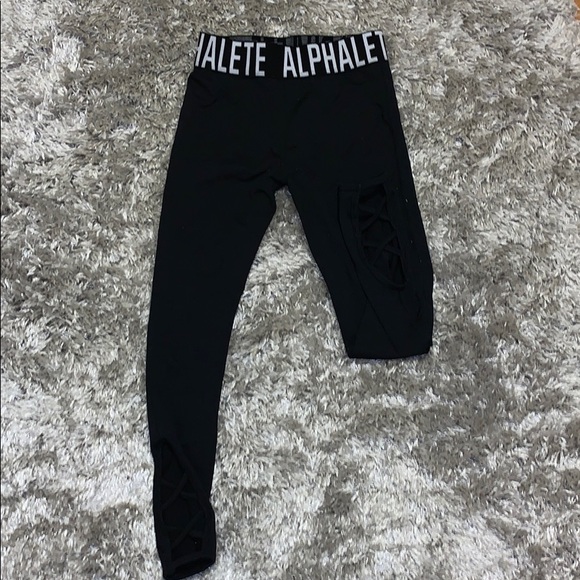 Alphalete Cross Leggings - Picture 1 of 2